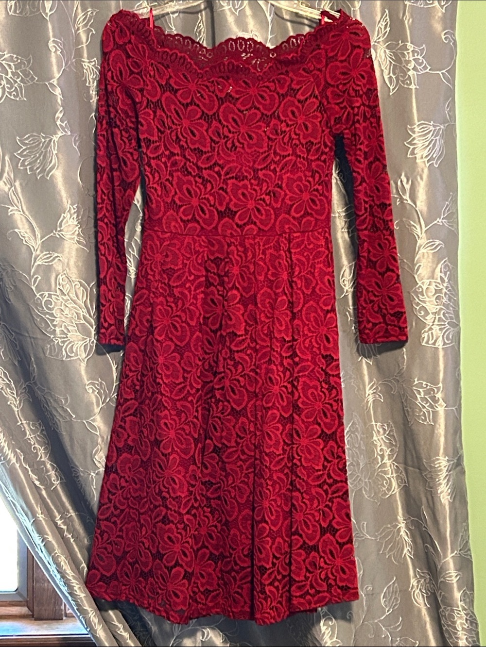 Miusol Red Floral Lace Long-Sleeve A-Line Dress
